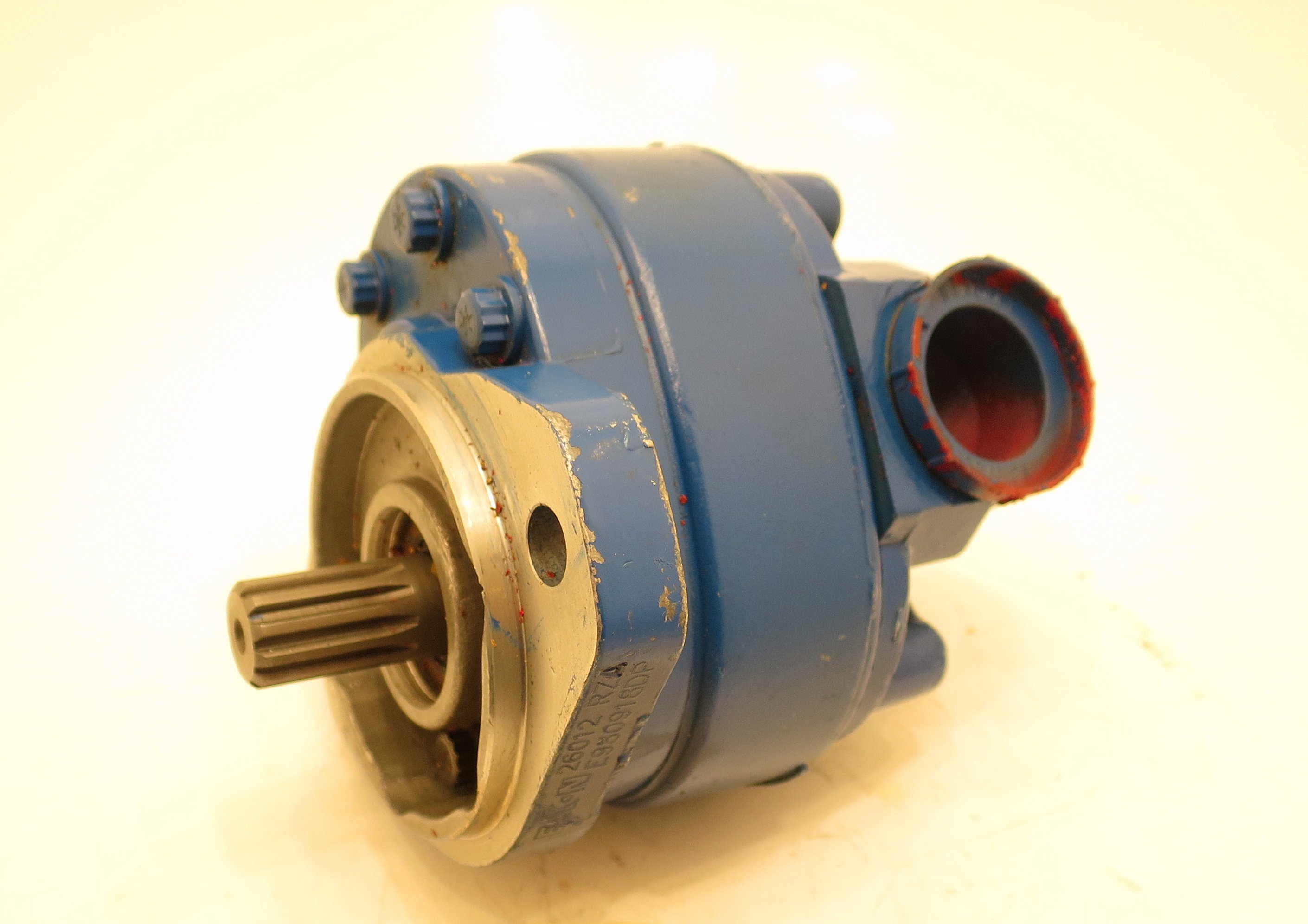 CESSNA HYDRAULIC GEAR PUMP 26012RZA White House Products, Ltd