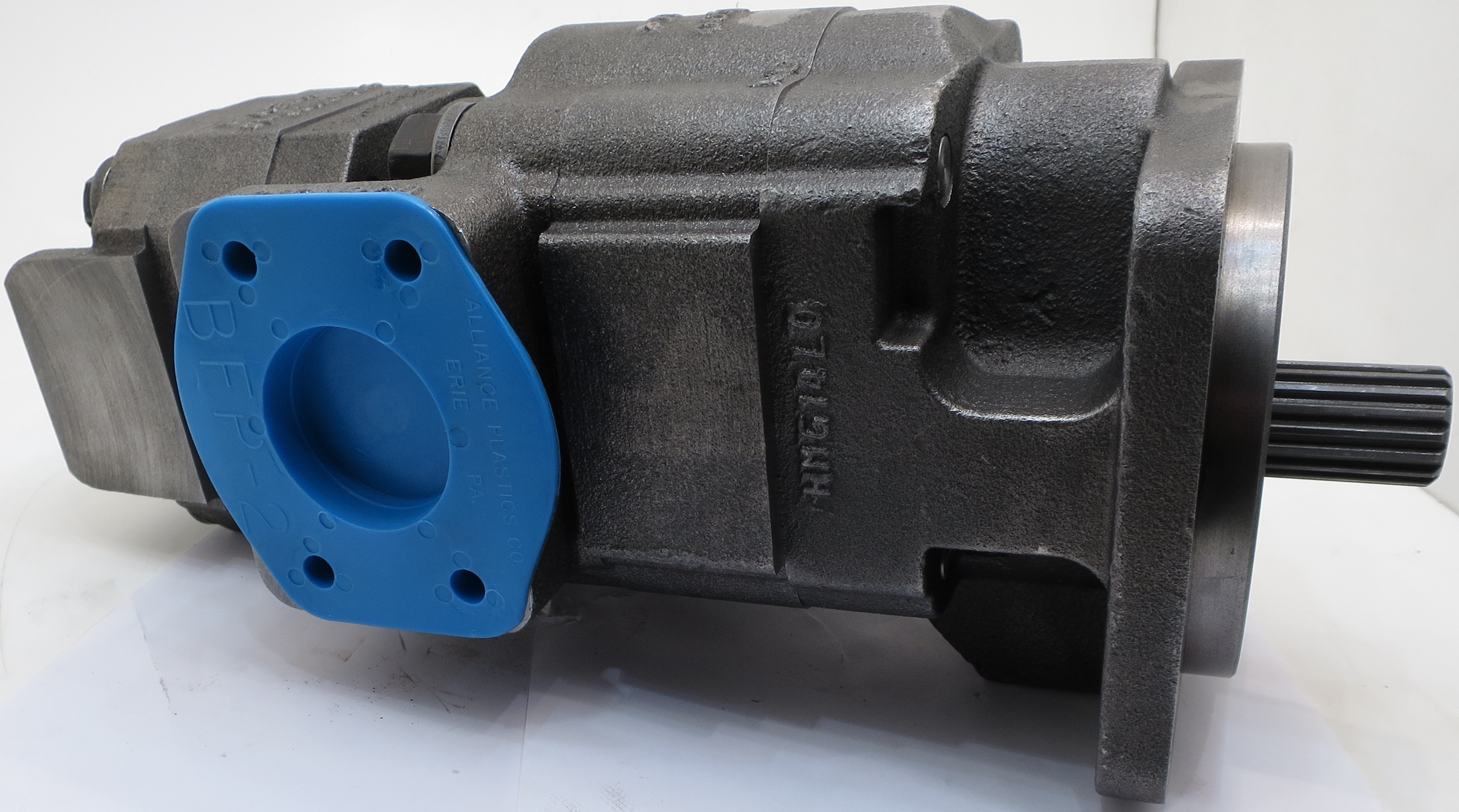 Holder hydraulic pump A30,A40,A50,A55,A60,T60,A65,L95 16ccm