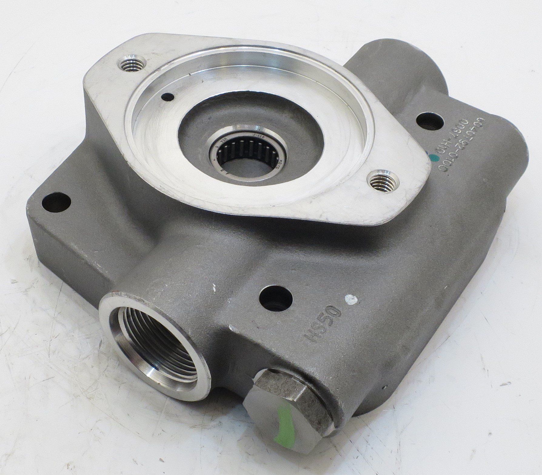CESSNA 72400 CHARGE PUMP HOUSING