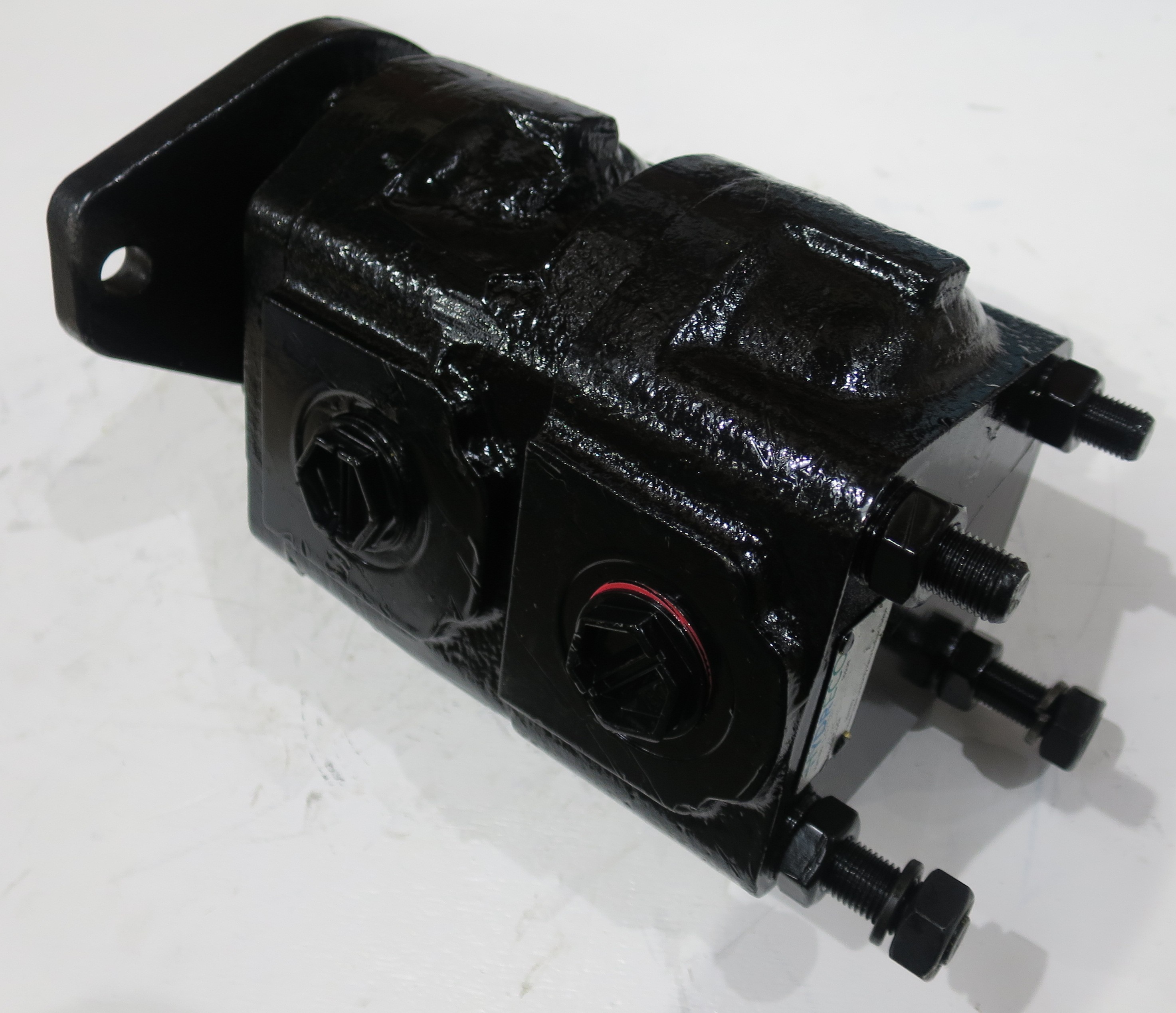 5H2/40141POW - HYDRECO No. X1A50235023-147302-4C - White House