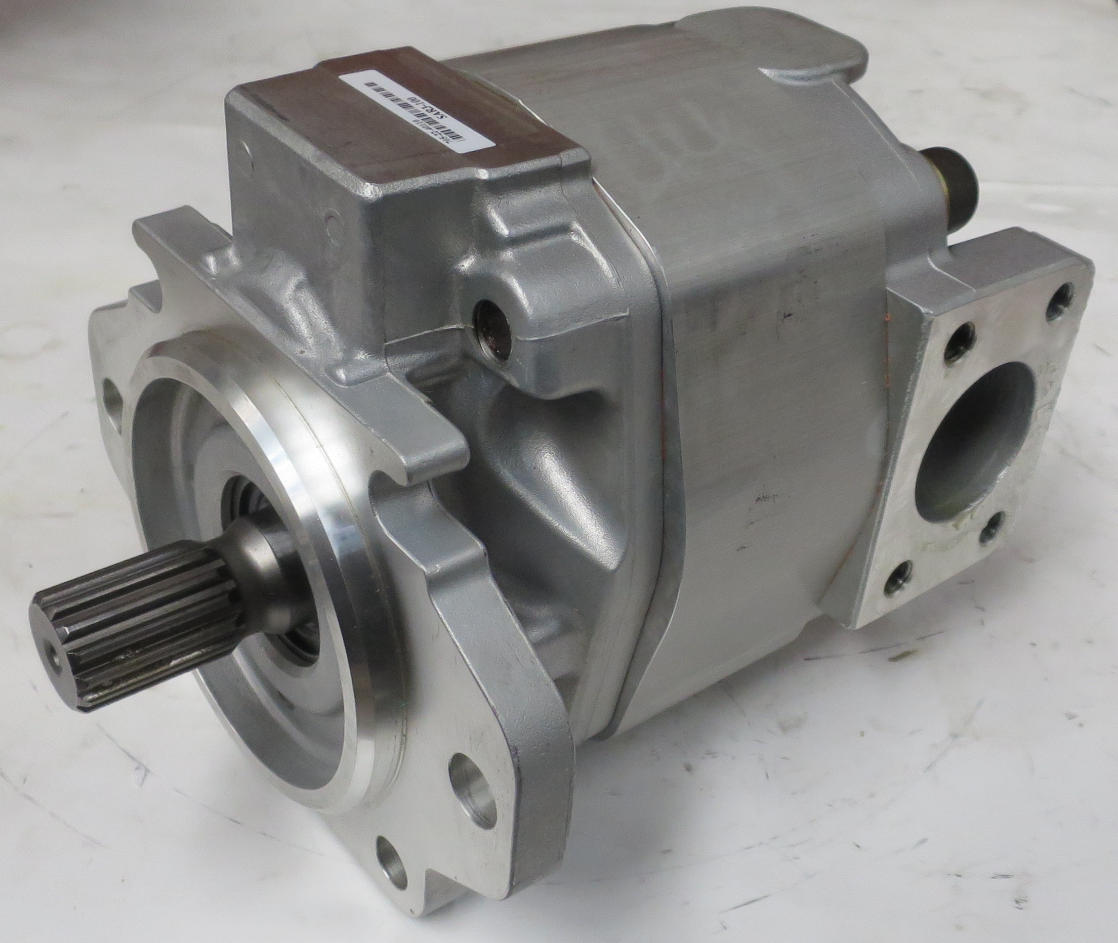 5I1/30519KOM - KOMATSU PUMP 705-22-40110 / - White House Products, Ltd