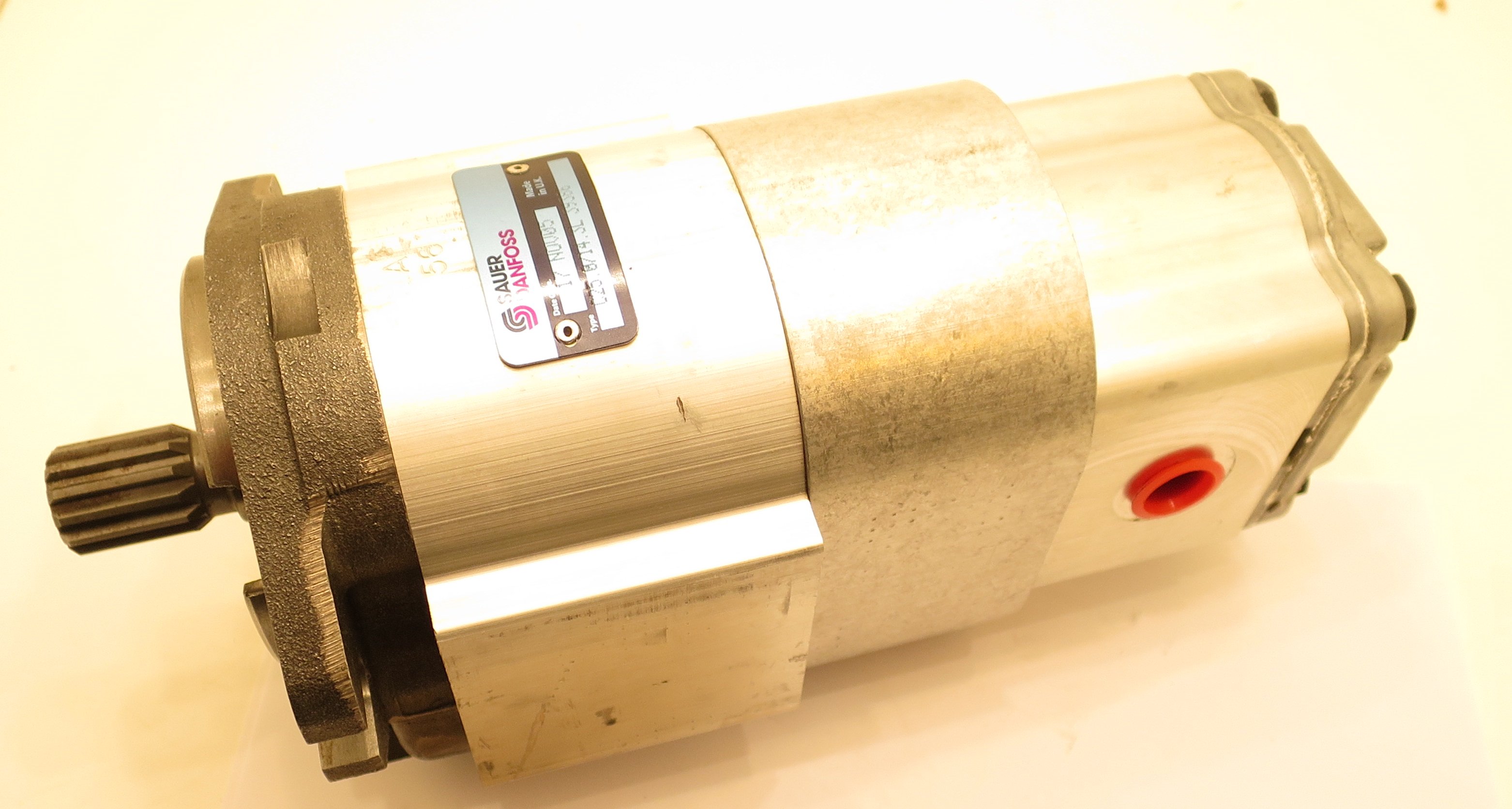 C25.0/14.3L TANDEM 39386 White House Products, Ltd