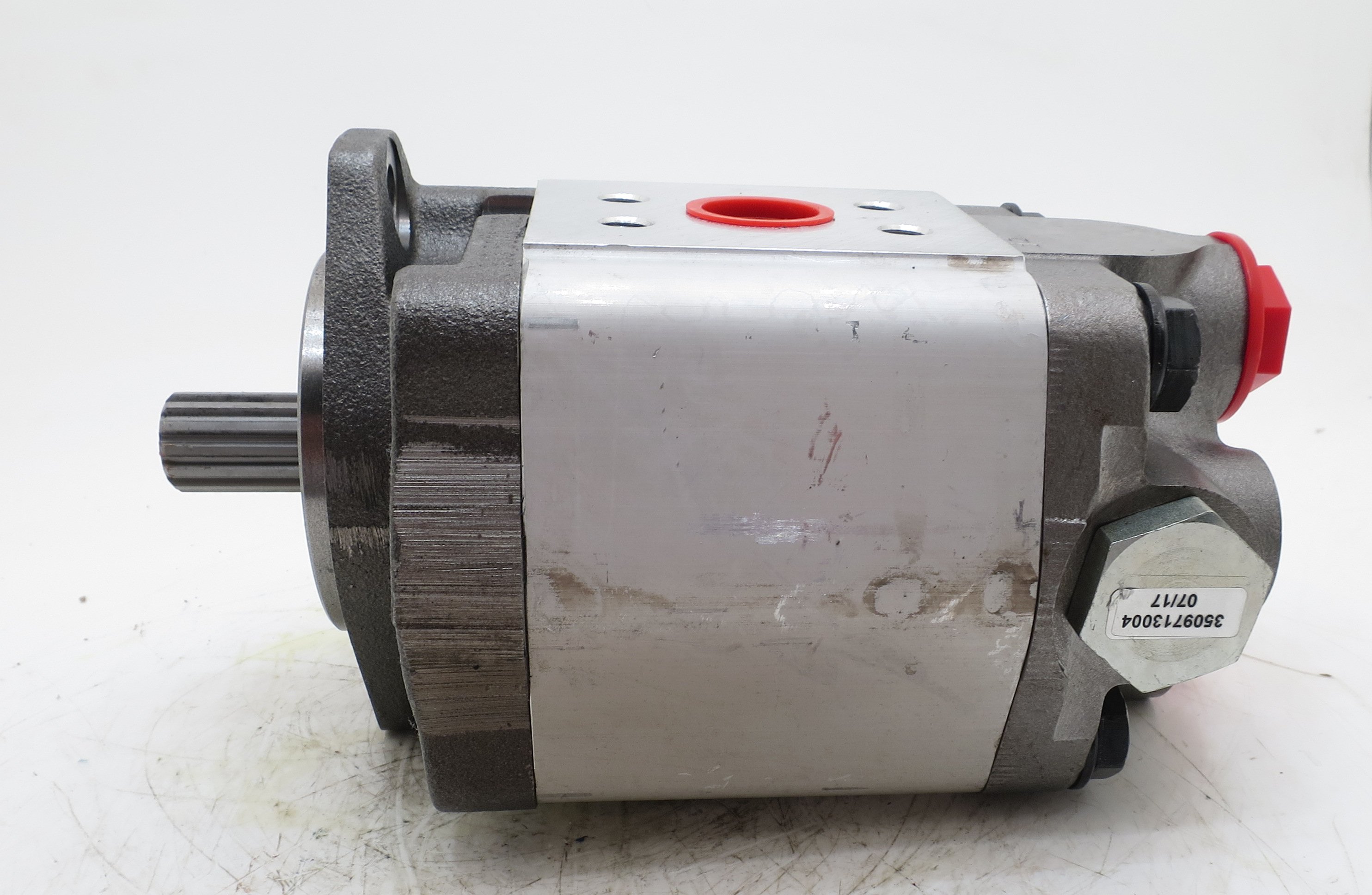 5U1/41122HAL 2PX330 HALLA 2325 57389 White House Products, Ltd