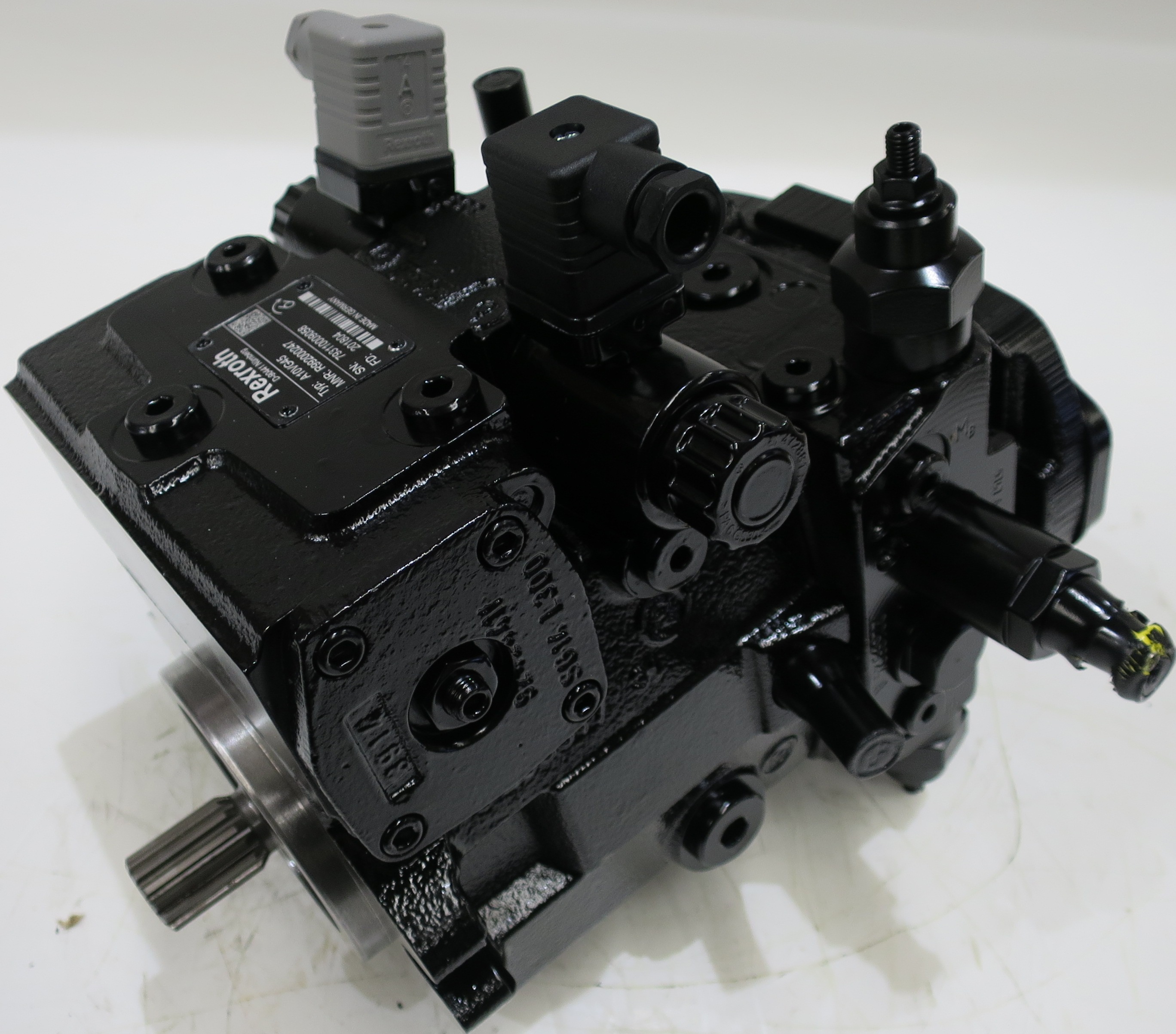 8R1/42080KRA - A10VG45DA1D2/10R-NSC10F025SH-S - White House