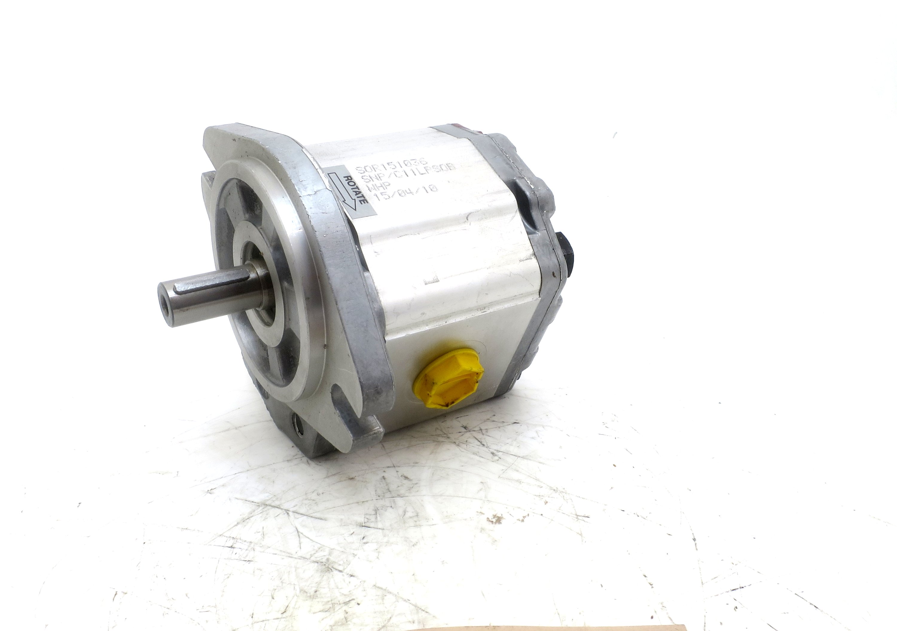 New SNU2.C/12DC106MBG Sundstrand Hydraulic Gear Motor 