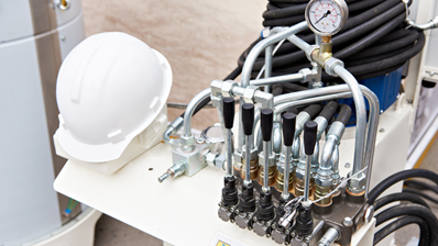 Control valves for hydraulic machinery