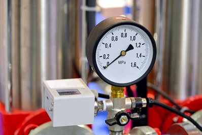 instrument for measuring the pressure of fluid on a hydraulic equipment instrument for measuring the pressure of fluid on a hydraulic equipment